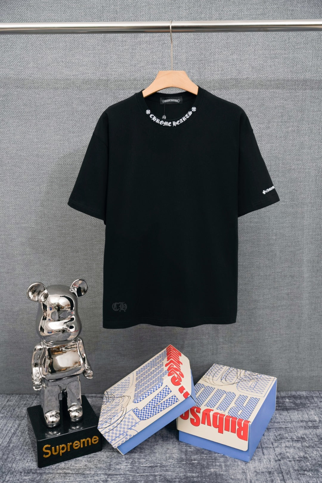 USA Warehouse 3-5 Days Shop premium streetwear and activewear — including T-shirts, hoodies, shorts, joggers, jackets, leggings, and sports bras.