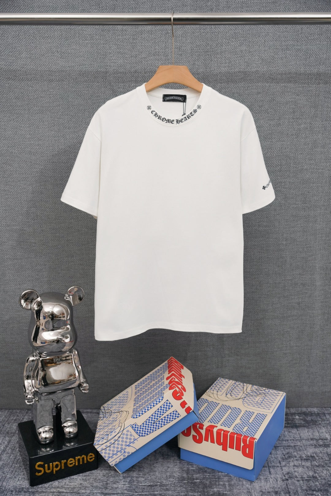 USA Warehouse 3-5 Days Shop premium streetwear and activewear — including T-shirts, hoodies, shorts, joggers, jackets, leggings, and sports bras.