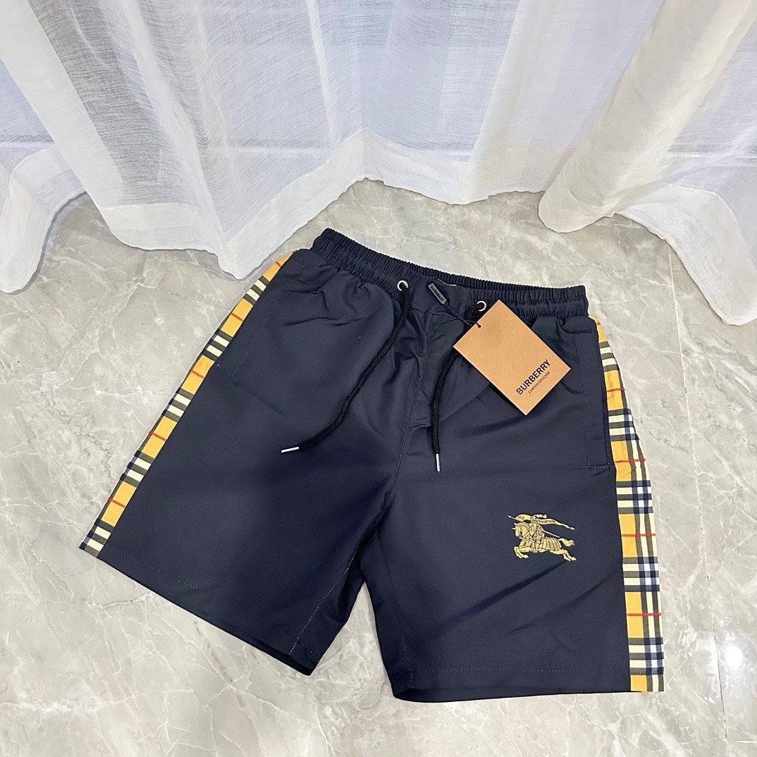 USA Warehouse 3-5 Days Shop premium streetwear and activewear — including T-shirts, hoodies, shorts, joggers, jackets, leggings, and sports bras.