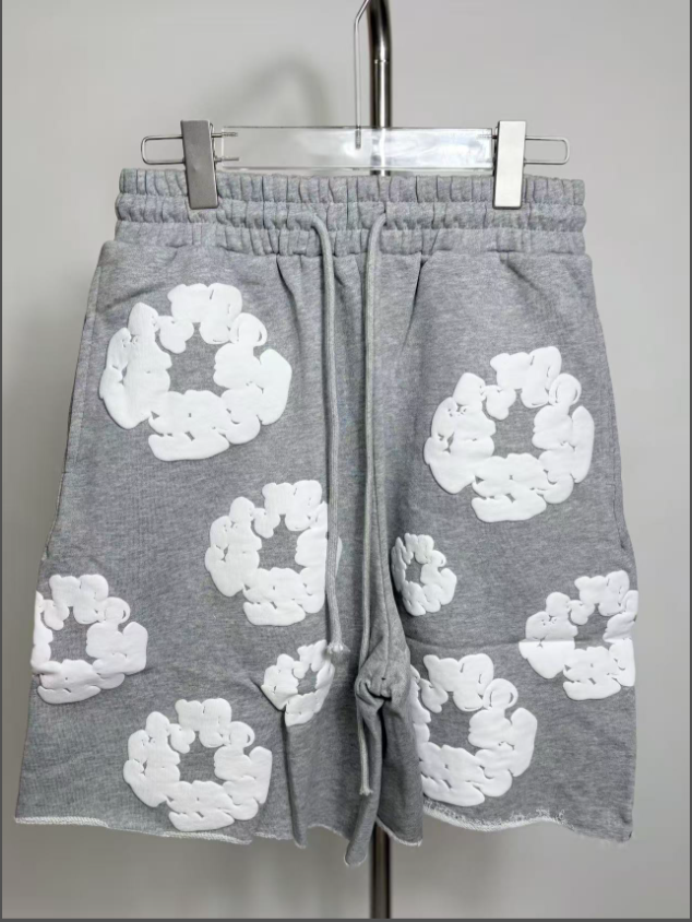 USA Warehouse 3-5 Days Shop premium streetwear and activewear — including T-shirts, hoodies, shorts, joggers, jackets, leggings, and sports bras.