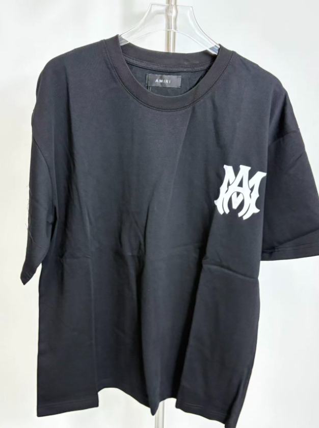 USA Warehouse 3-5 Days Shop premium streetwear and activewear — including T-shirts, hoodies, shorts, joggers, jackets, leggings, and sports bras.