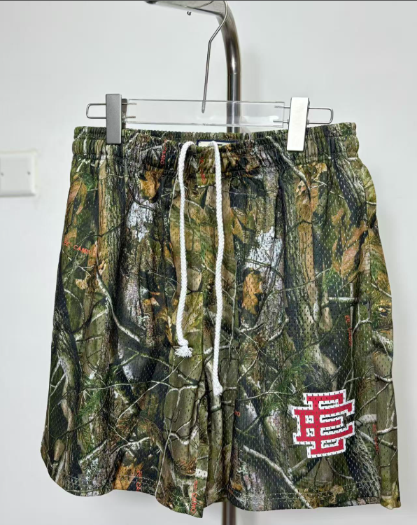 USA Warehouse 3-5 Days Shop premium streetwear and activewear — including T-shirts, hoodies, shorts, joggers, jackets, leggings, and sports bras.