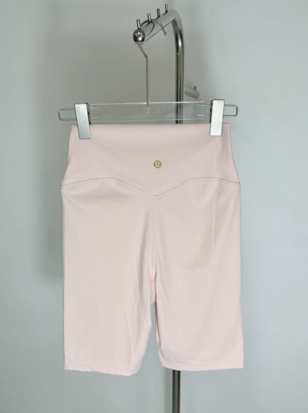 USA Warehouse 3-5 Days Shop premium streetwear and activewear — including T-shirts, hoodies, shorts, joggers, jackets, leggings, and sports bras.