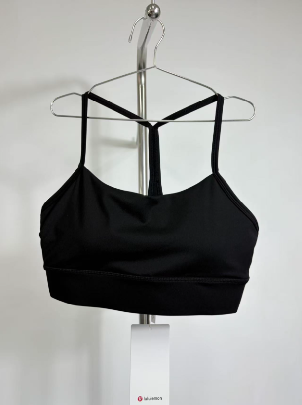 USA Warehouse 3-5 Days Shop premium streetwear and activewear — including T-shirts, hoodies, shorts, joggers, jackets, leggings, and sports bras.