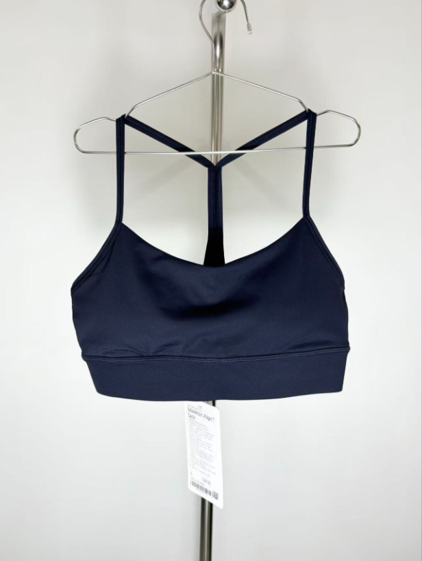 USA Warehouse 3-5 Days Shop premium streetwear and activewear — including T-shirts, hoodies, shorts, joggers, jackets, leggings, and sports bras.