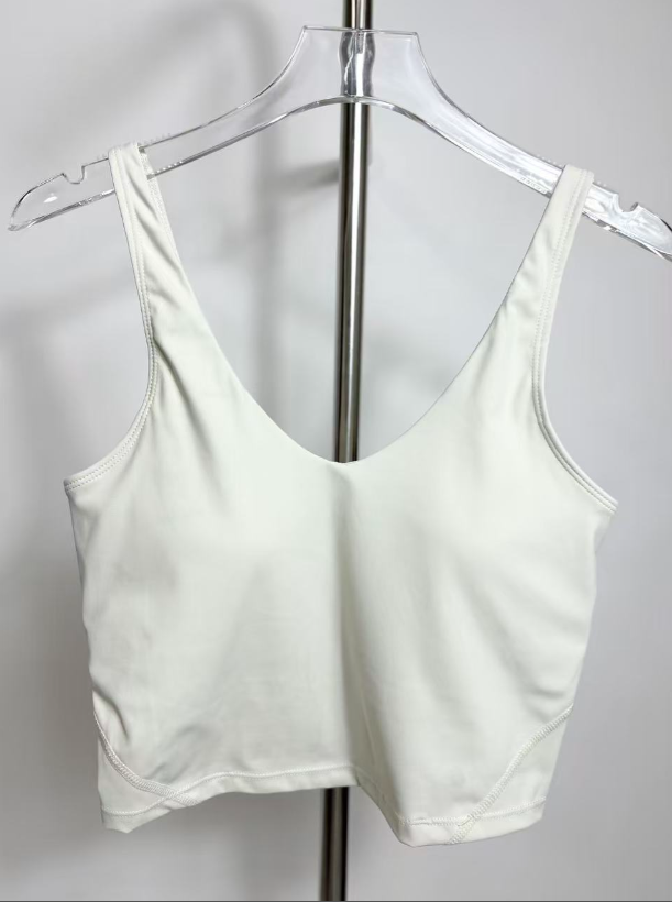 USA Warehouse 3-5 Days Shop premium streetwear and activewear — including T-shirts, hoodies, shorts, joggers, jackets, leggings, and sports bras.