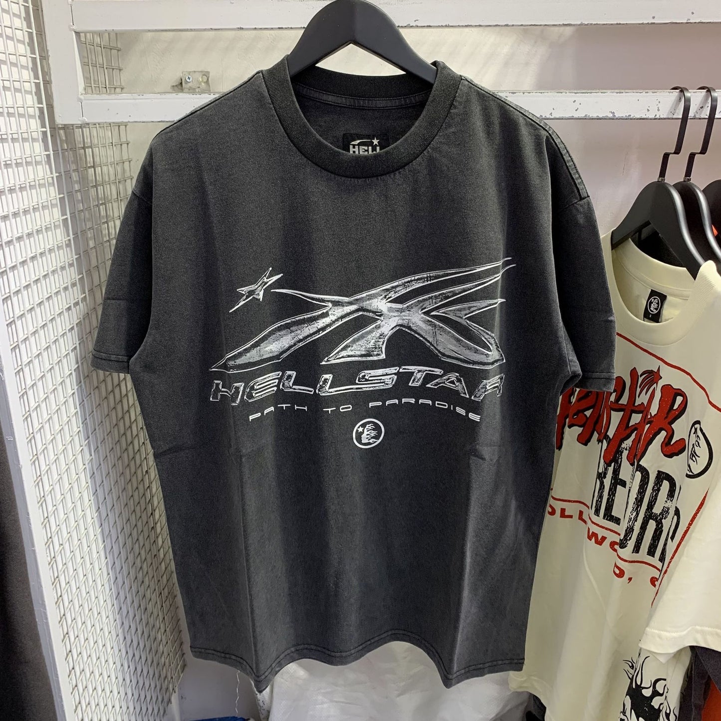 High Quality Men's T-shirts Fashion Trend Loose Thick Fabric Short Sleeve New T-shirt Big V T-shirt